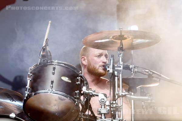 BIFFY CLYRO - 2011-08-26 - SAINT CLOUD - Domaine National - Scene de la Cascade - Ben Hamilton Johnston